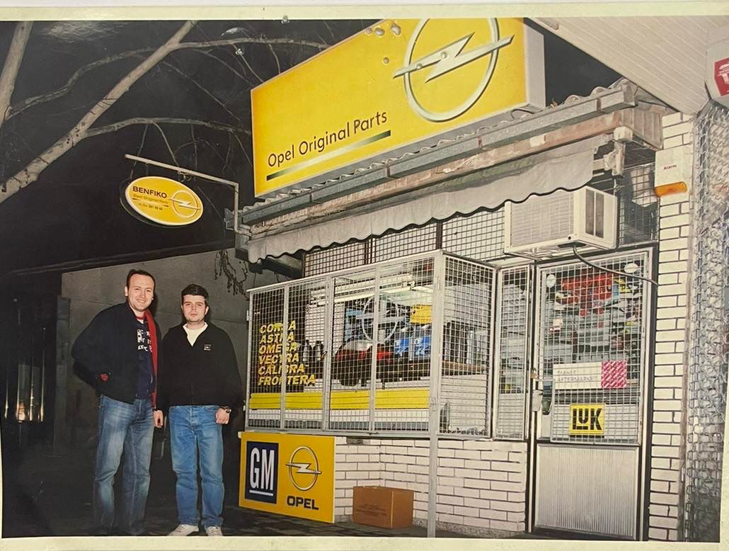 opel autostar